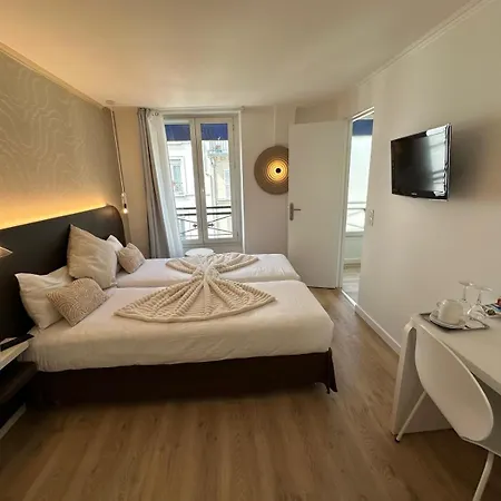 Hotel Opera Deauville 3*