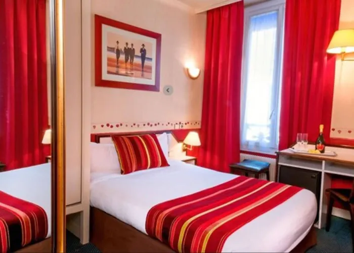 ホテル Opera Deauville 3*