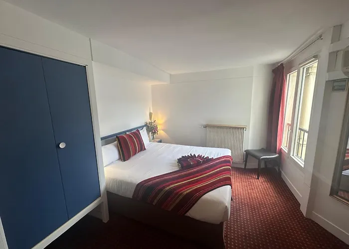 Opera Deauville ホテル