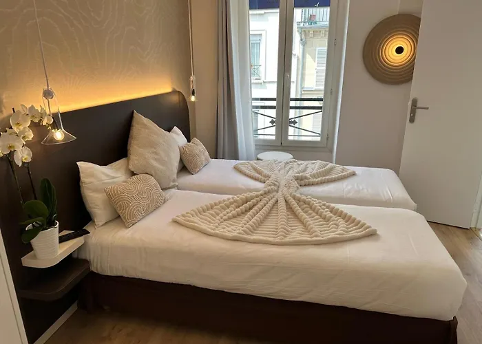 Hotel Opera Deauville 3*