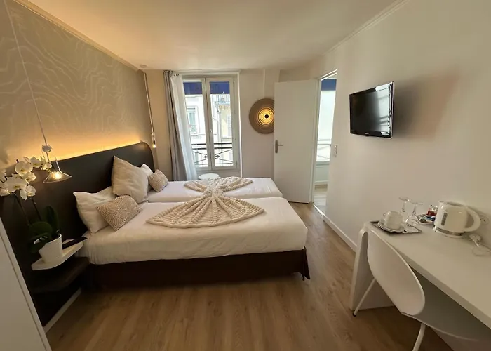 ホテル Opera Deauville 3*