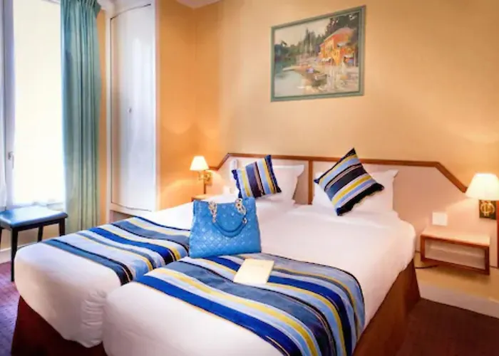 ホテル Opera Deauville