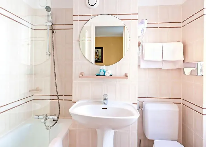 Opera Deauville ホテル