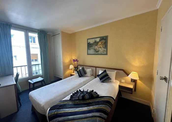 Opera Deauville ホテル