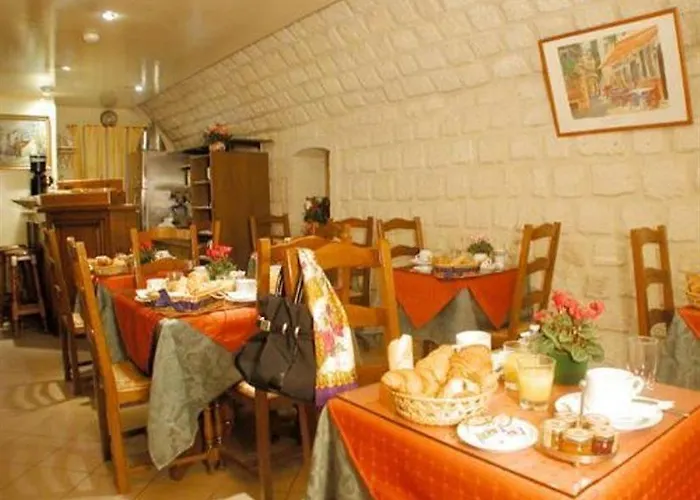 Opera Deauville ホテル