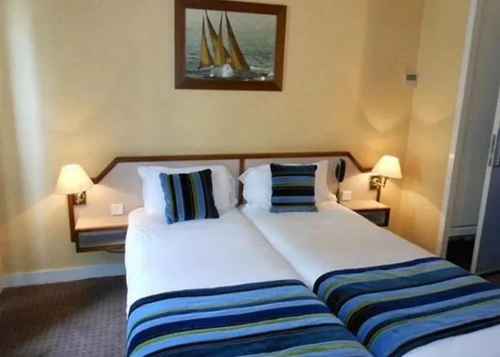 Opera Deauville パリ