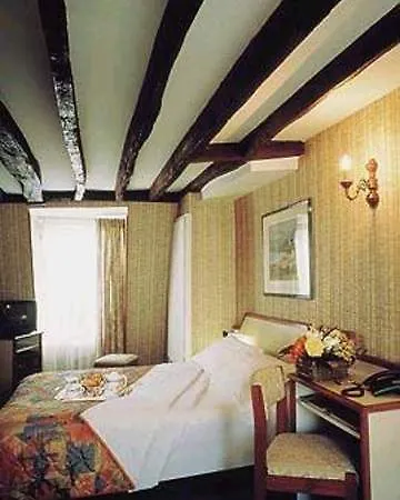 Hotel Opera Deauville París